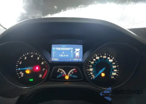 2013 Ford Focus Se z USA, uszkodzony, nr VIN 1FADP3K29DL316360